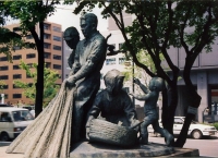 写真・漁民の像