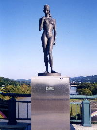 �ʐ^�E�t�̓��̉�΂�