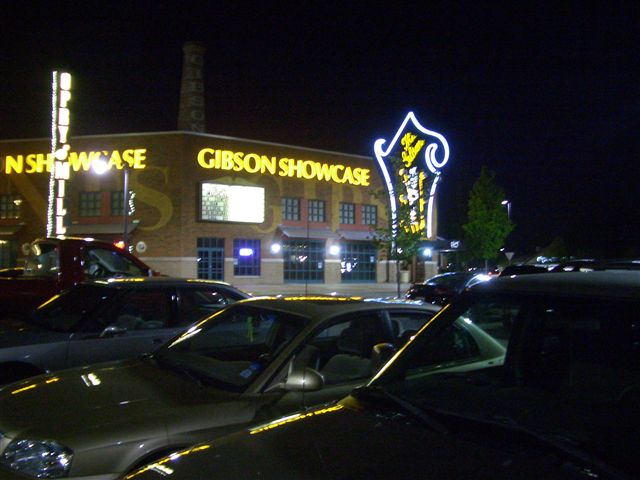 GIBSON SHOWCASE