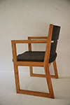 Chair No.13　￥60,000（税込）　材　質：杉・けやき　サイズ：幅530×奥600×高790