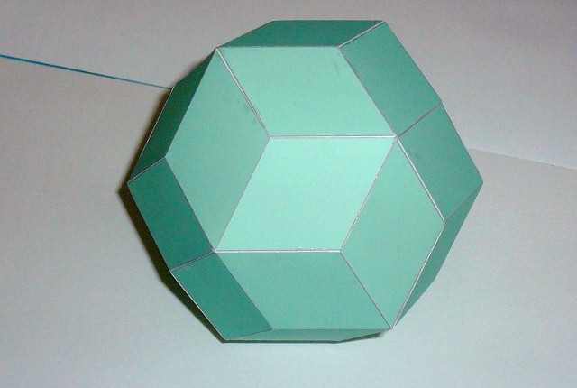 菱形三十面体1