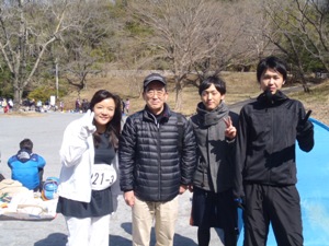 「昔の仲間との再会は大変懐かしかった」