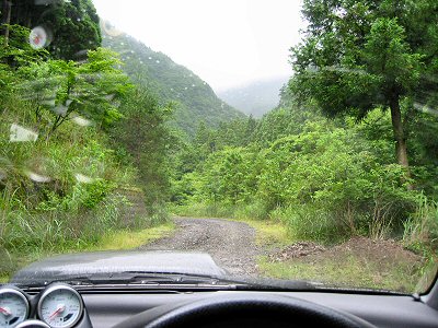 新型ジムニーのブームでオフロード クロスカントリー走行が再燃 林道を走行する前に知っておきたいコト