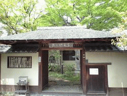 記恩寺　蘆花浅水荘