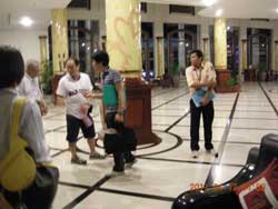 �����ɉf����A���R�[�����b�g