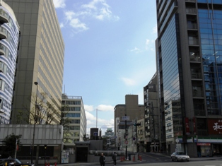 合同庁舎付近　奥に大阪城が見える　東町奉行所跡