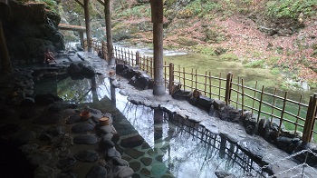 鷹泉閣　岩松旅館
