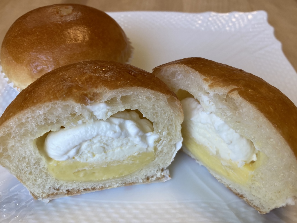 レモンクリームパン
