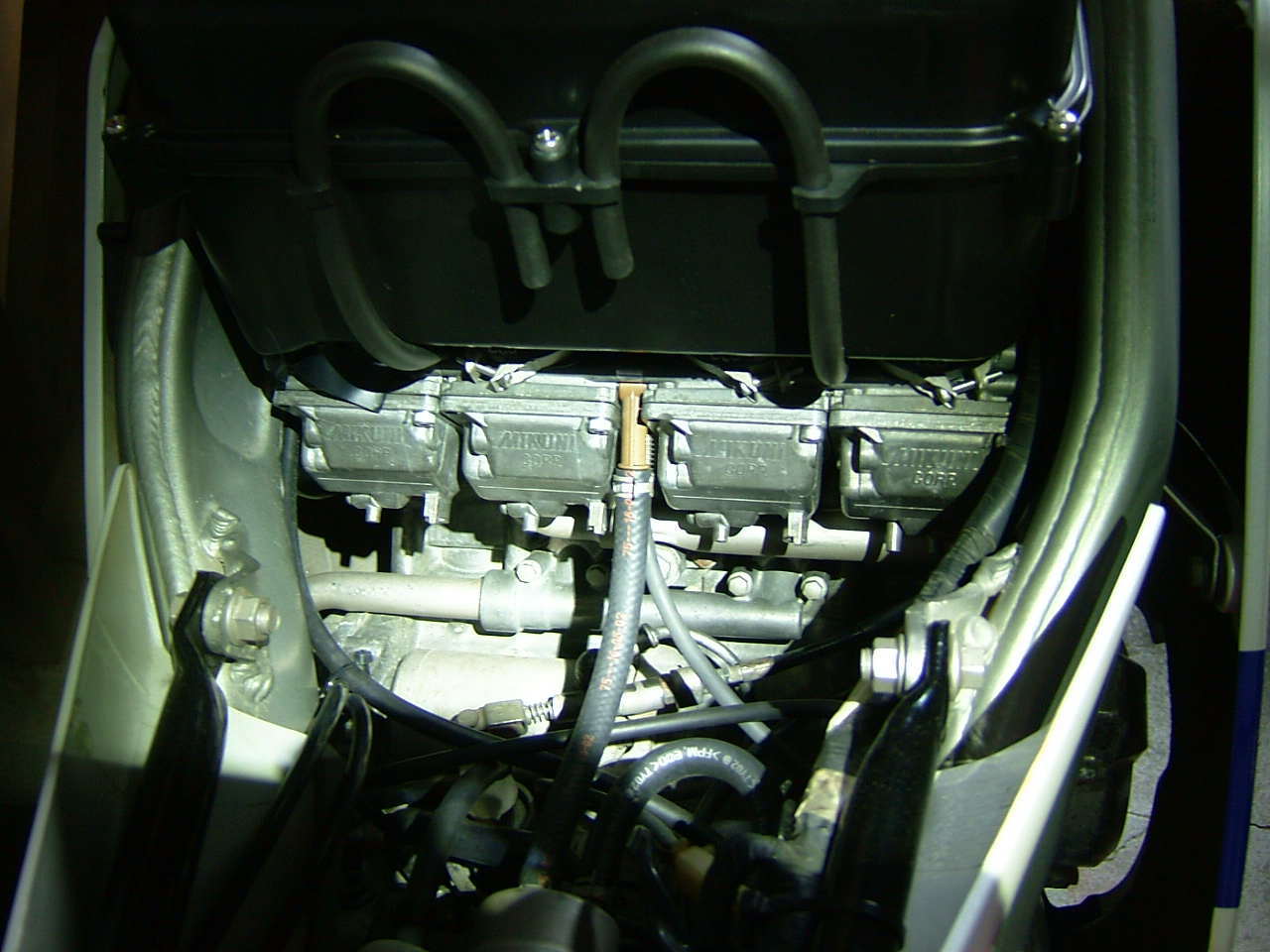 FZR250Rキャブレター周辺修復後