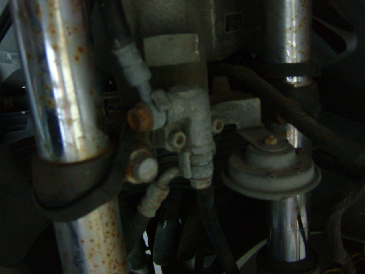 FZR250RフロントフォークNG