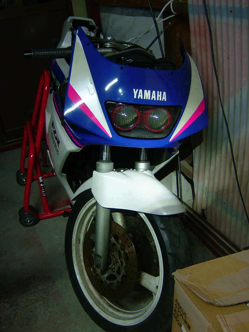 FZR250Rボロ初期