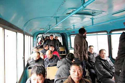 楊庄煤砿トロリーバス, SK562GP車内