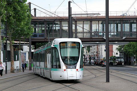 Paris tram T2 Porte de Versailles