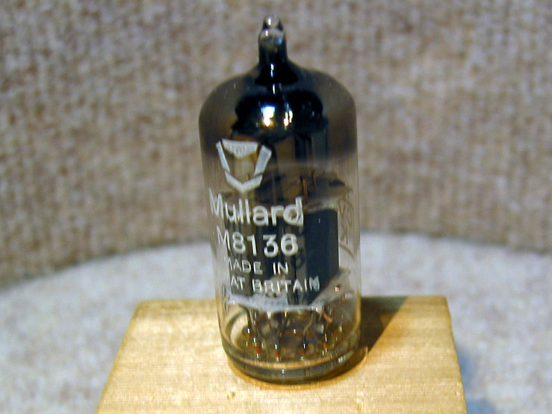 Mullard@M8136/CV4003