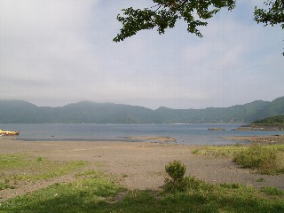 lake_motosu