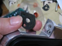 黒い物体にグリース