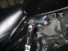 トルクレンチで18Nm